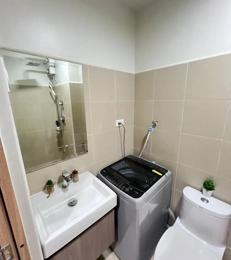 호텔 Unistay Shore 3 Pool View W Balcony Near Moa 마닐라