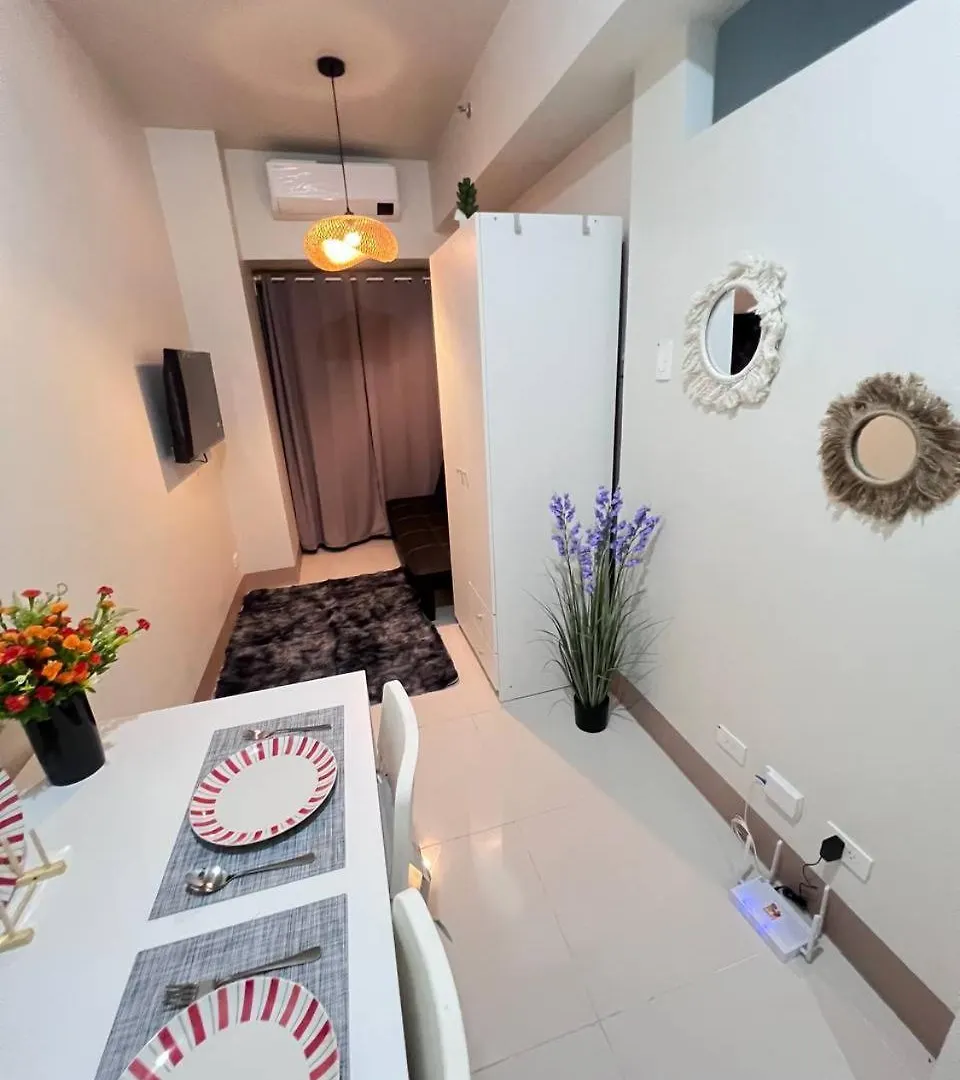 Unistay Shore 3 Pool View W Balcony Near Moa Manilla
